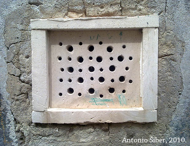 Pučišća ventilacijski otvor
