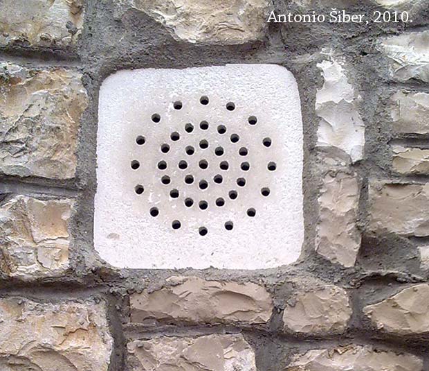 Pučišća ventilacijski otvor