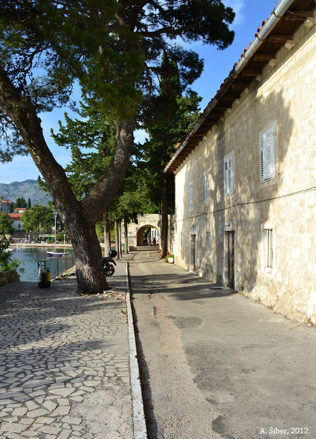 Cavtat, prolaz, vila Banac