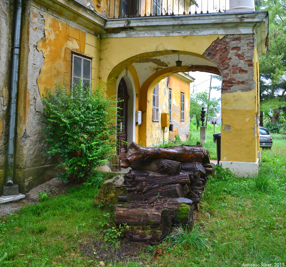 Dvorac u Jakovlju