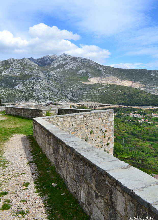 Klis, zidovi