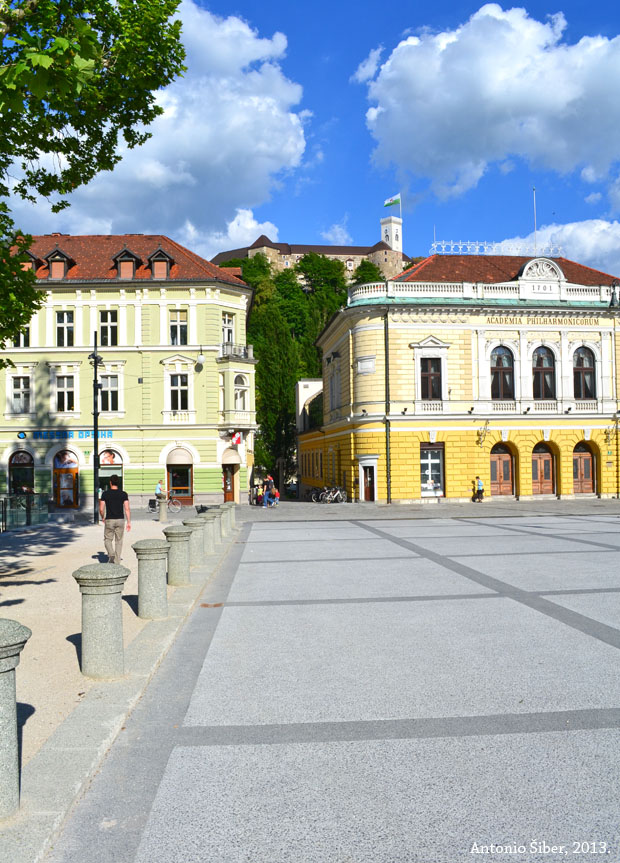 S Kongresnog trga prema gradu