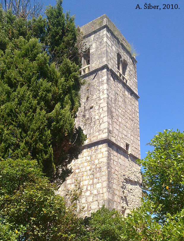 Sv. Apolinar, staro groblje
