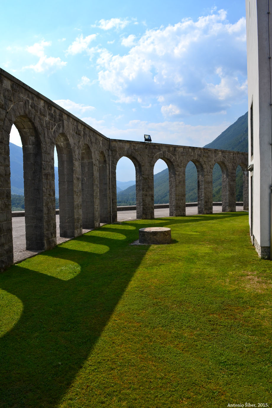 Kobarid. Talijanska kosturnica.
