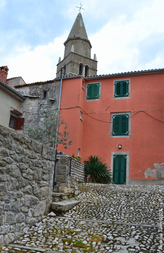 Labin, zvonik