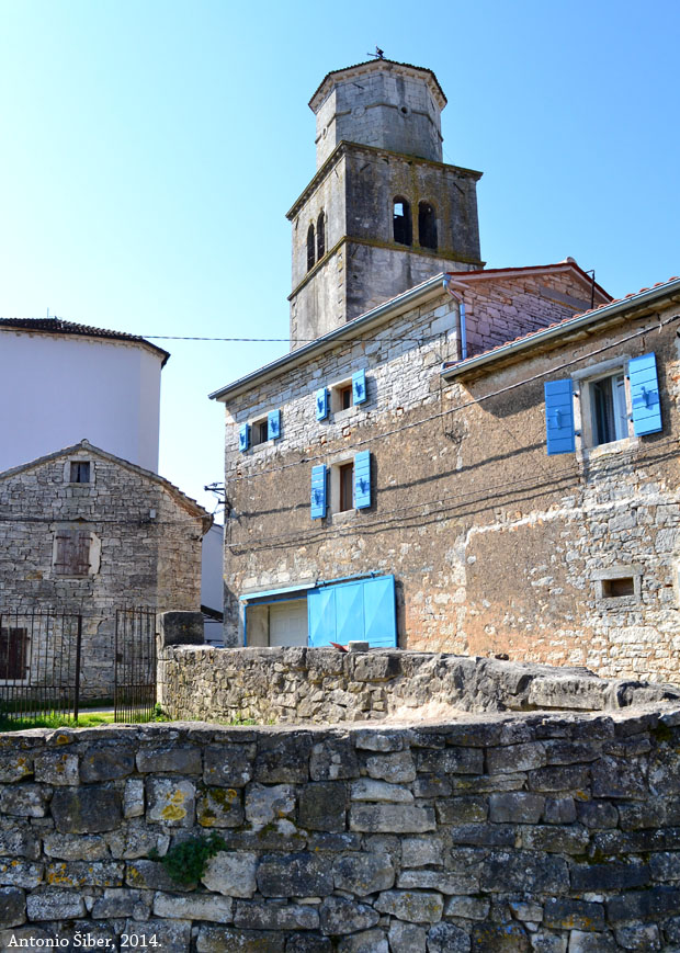 Tinjan, crkva