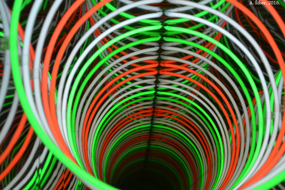 Izložba, Pokrenuto oko, MUO