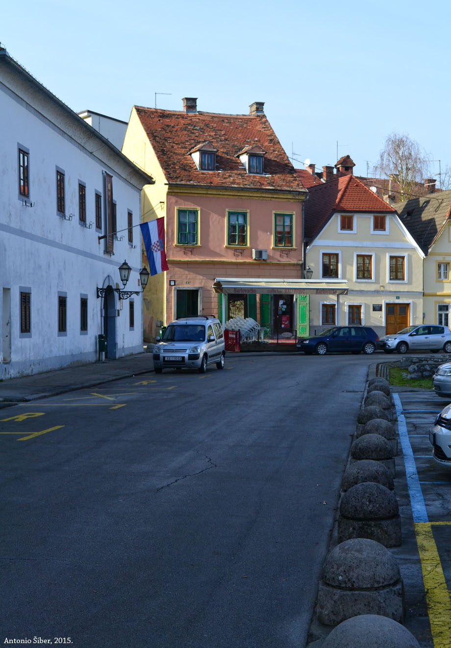 Karlovac, šarene kuće
