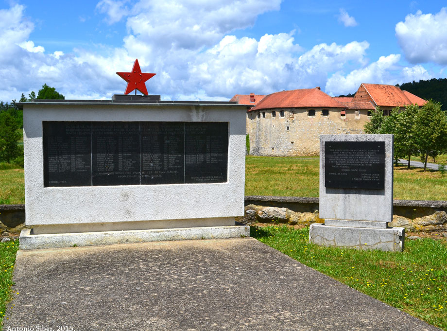 Ribnik. Spomenik NOB.