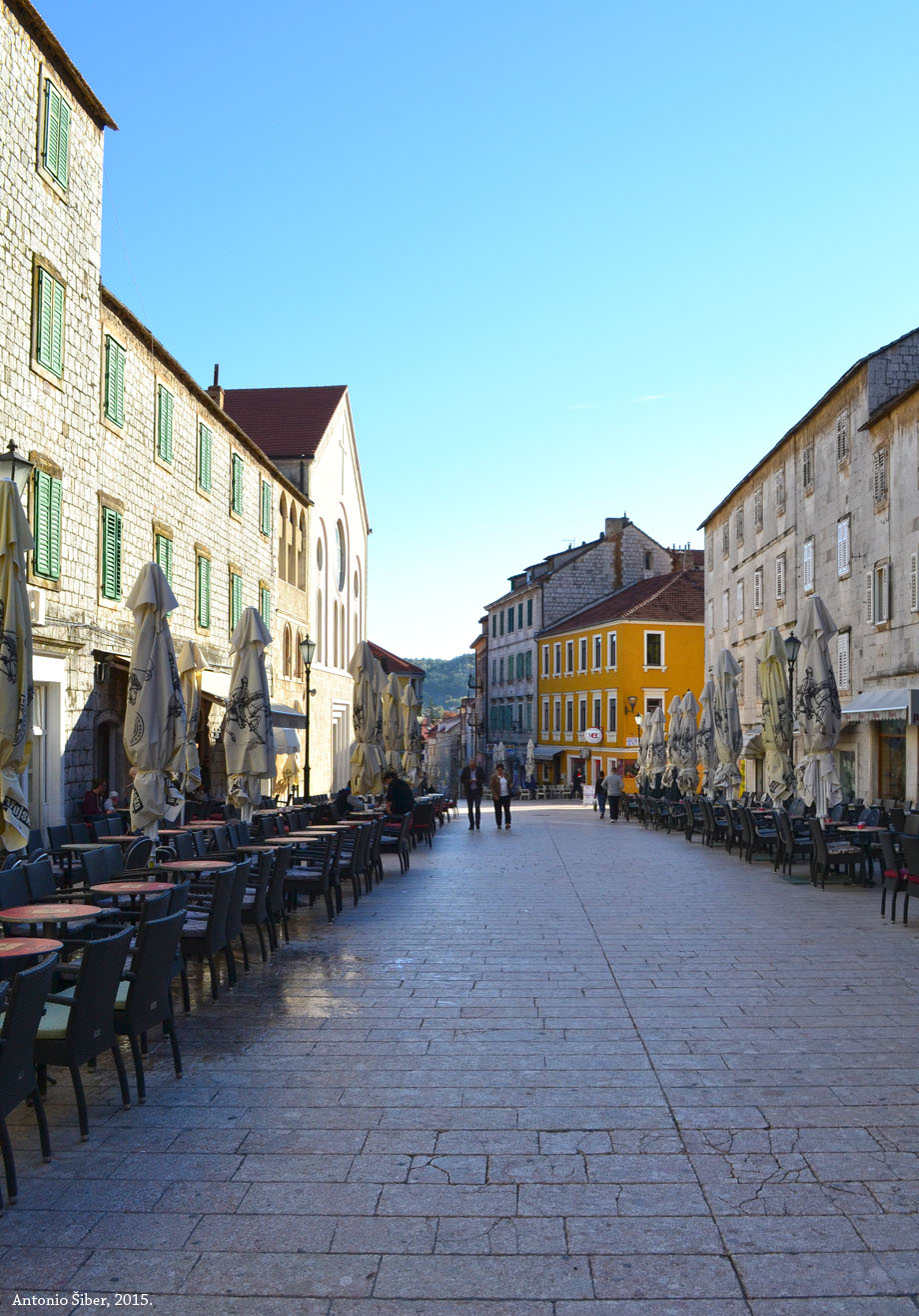 Sinj, trg