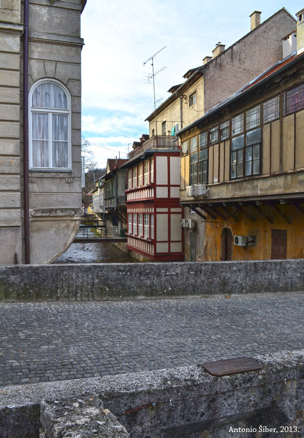 Samobor, kuće i most