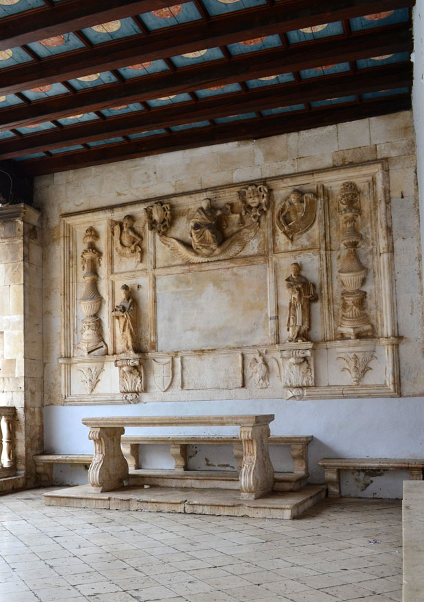 Trogir; gradska loža