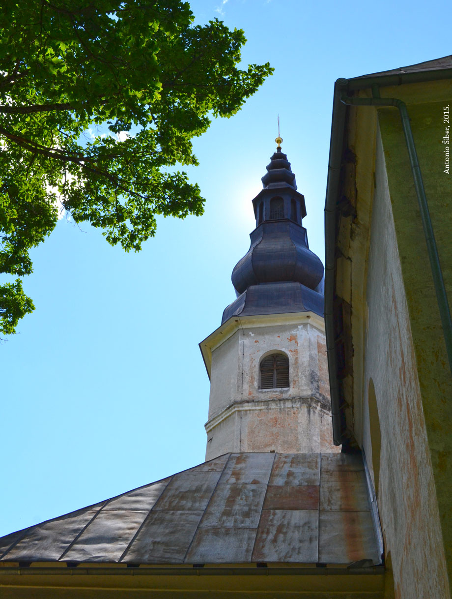 Vinica, Žeželj, crkva