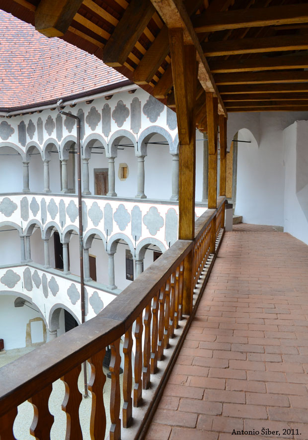 Veliki Tabor iznutra 2