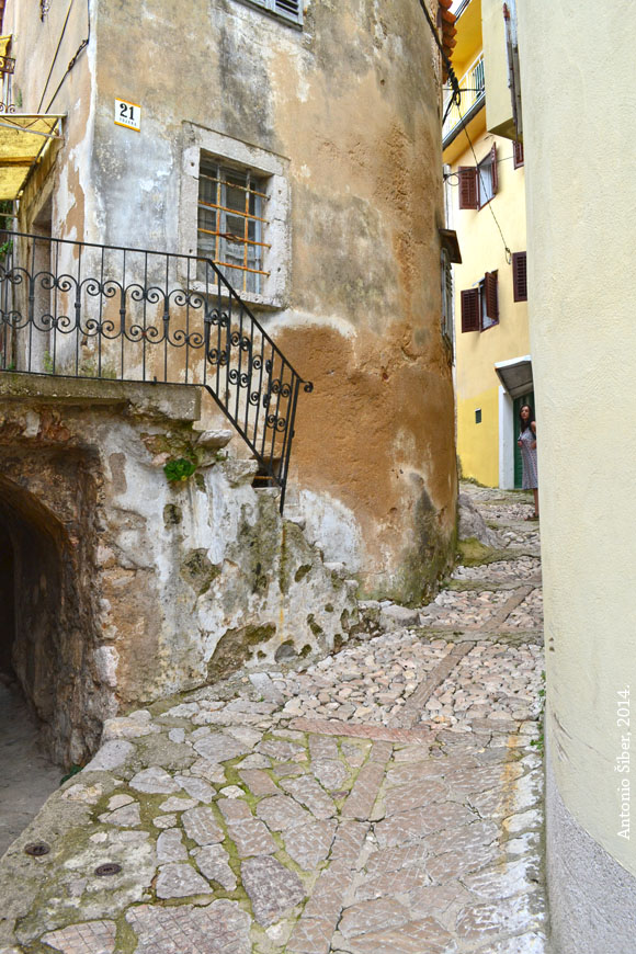 Vrbnik, ulica